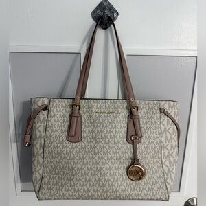 Michael Kors MK Logo Tote in Beige and Dusty Pink